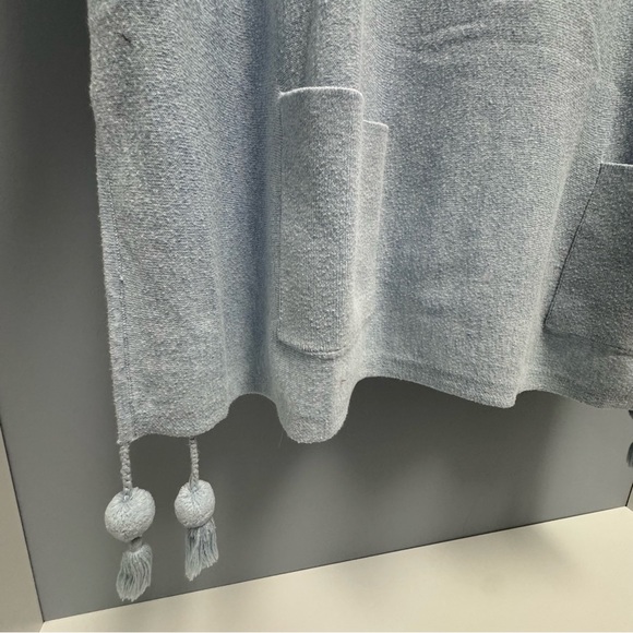 Lilly Pulitzer Elba Blue Oversized Sweater, M, VGUC - Picture 3 of 8